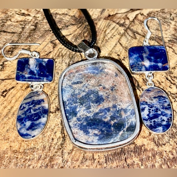 Navy Sodalite Pendant & Earrings Set - Picture 7 of 9